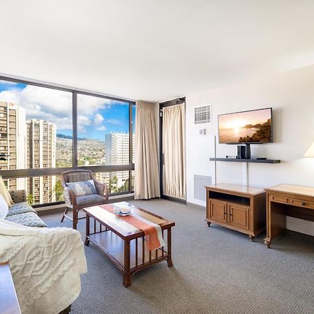 شقة Beautiful Mountain View In Waikiki Sunset With Parking هونولولو المظهر الخارجي الصورة