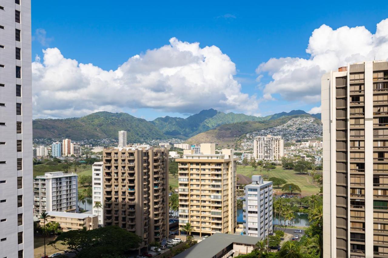 شقة Beautiful Mountain View In Waikiki Sunset With Parking هونولولو المظهر الخارجي الصورة